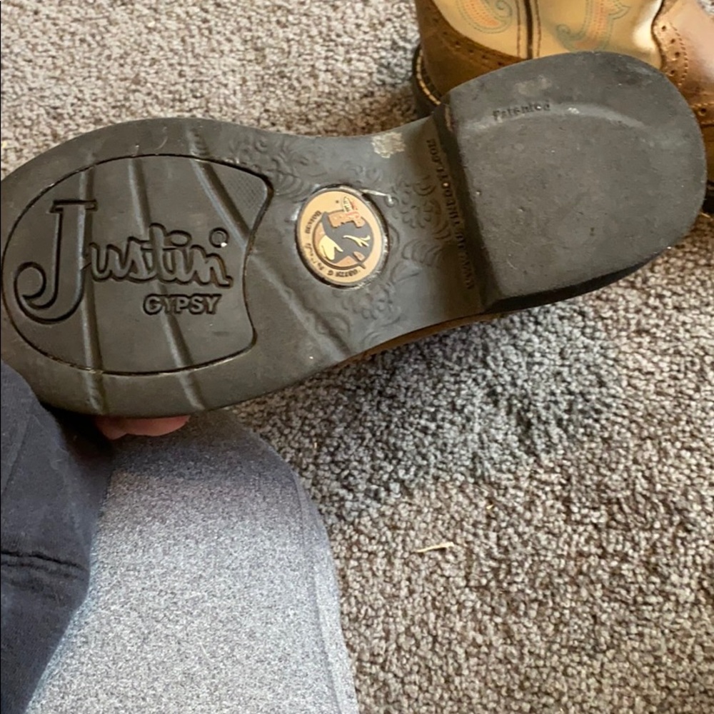 Boots - Picture 2 of 3